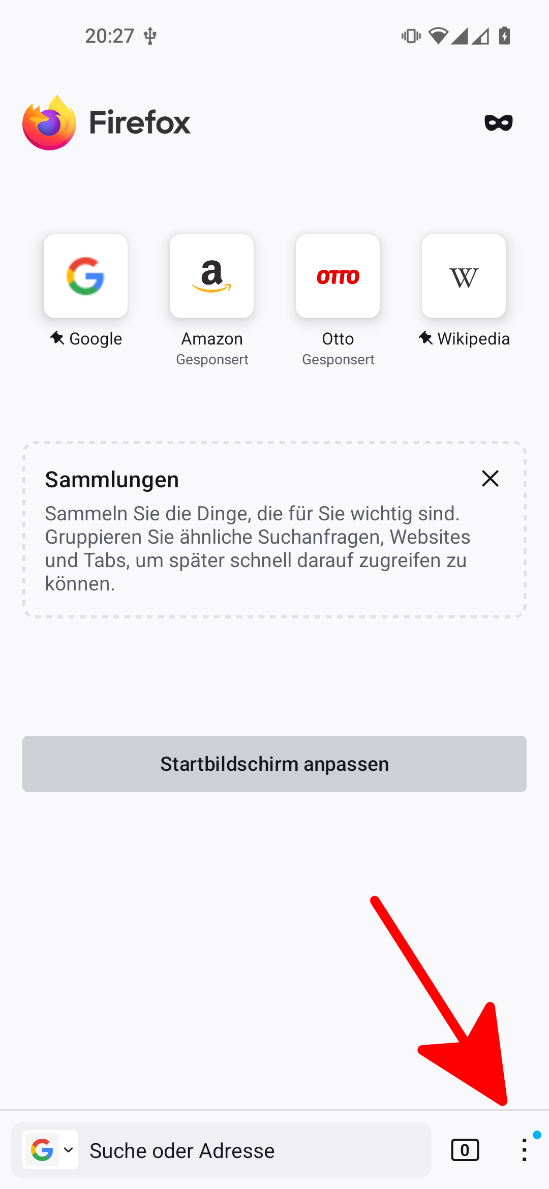 Firefox Android App Startbildschirm. Ein roter Pfeil zeigt auf einen Button mit drei Punkten.