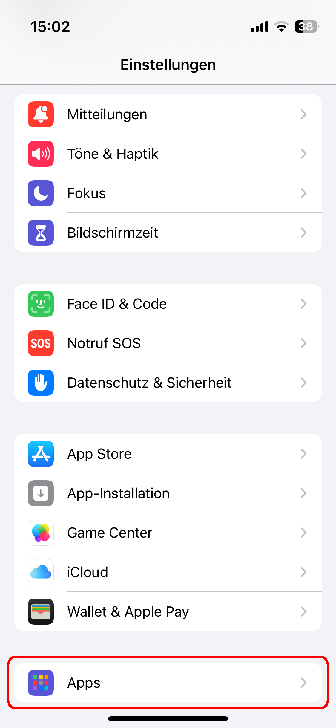 iOS-Einstellungen - Hauptseite, ganz unten. Der Menüpunkt 'Apps' ist rot umrandet.