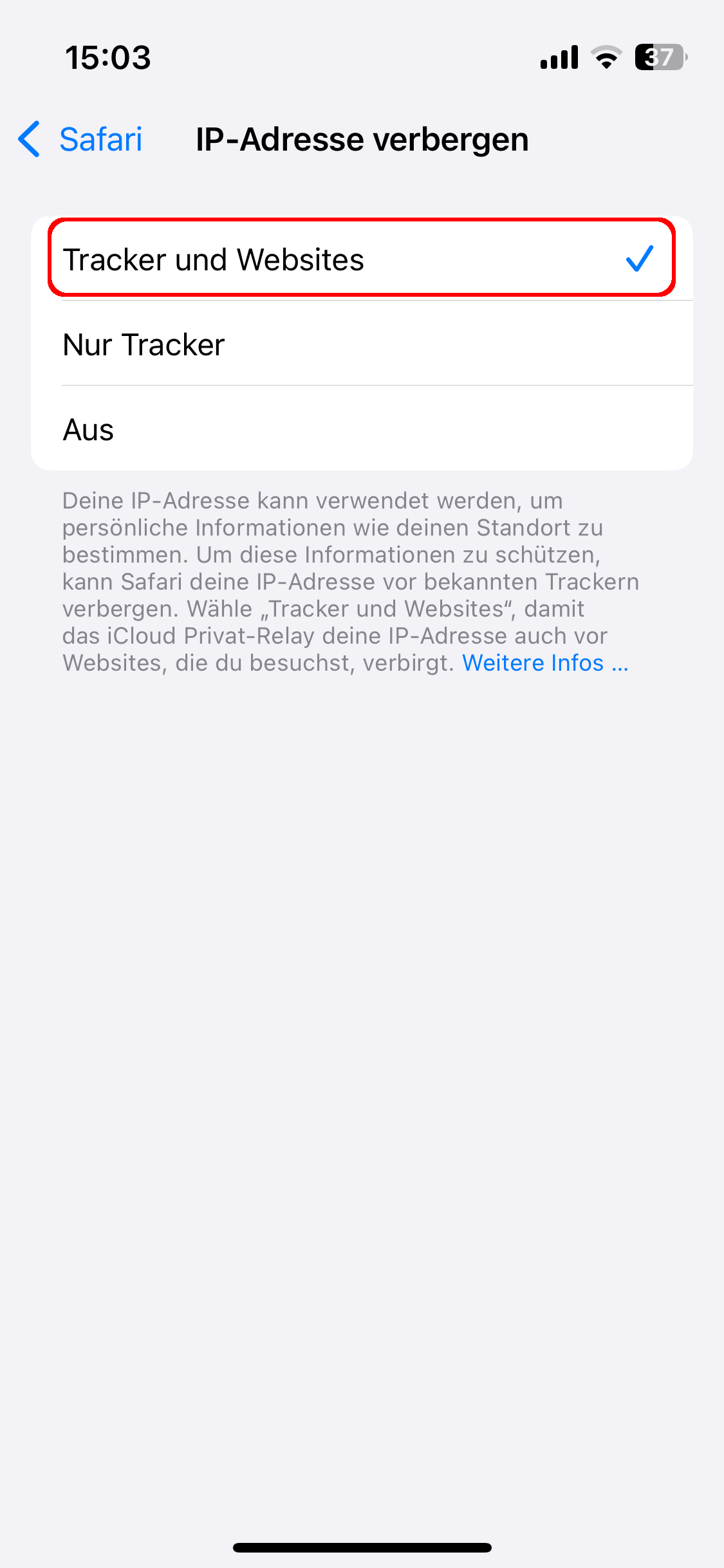 iOS-Einstellungen - Safari, Unterpunkt IP-Adresse verbergen. Die Option 'Tracker und Websites' ist rot umrandet.